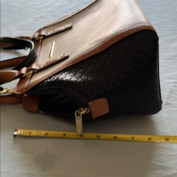 Anne Klein Black and White Satchel with Elegant Design - Picture 15 of 15